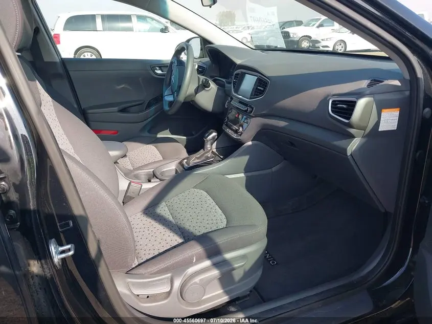 2018 HYUNDAI IONIQ HYBRID BLUE