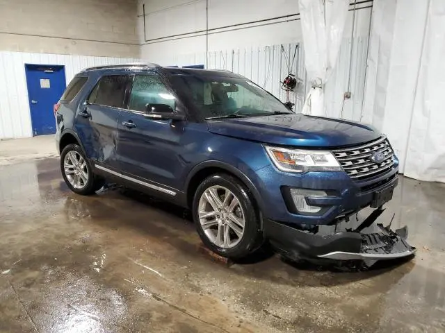 2017 FORD EXPLORER XLT  