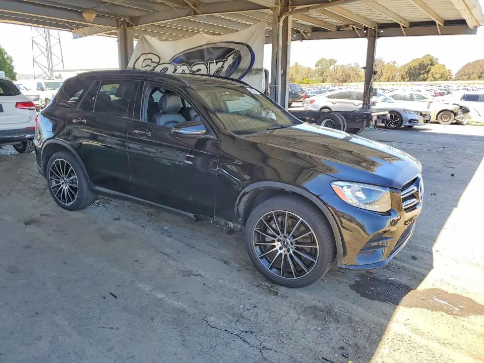 2018 MERCEDES-BENZ GLC 300  