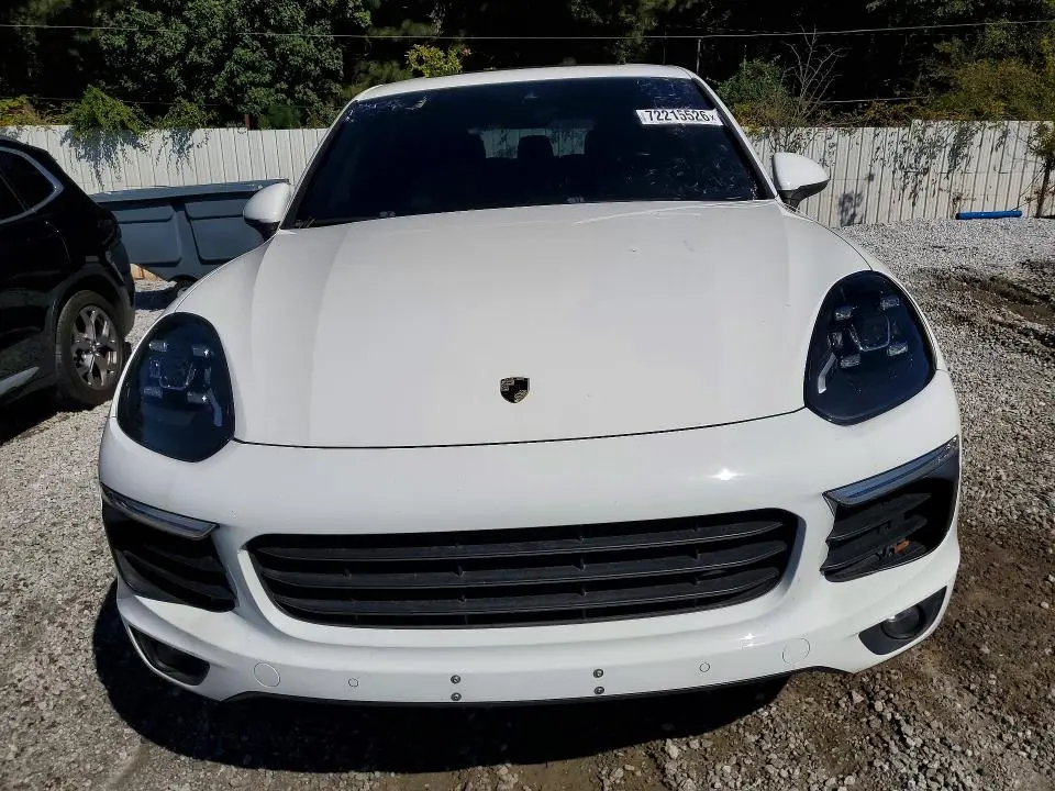2016 PORSCHE CAYENNE   