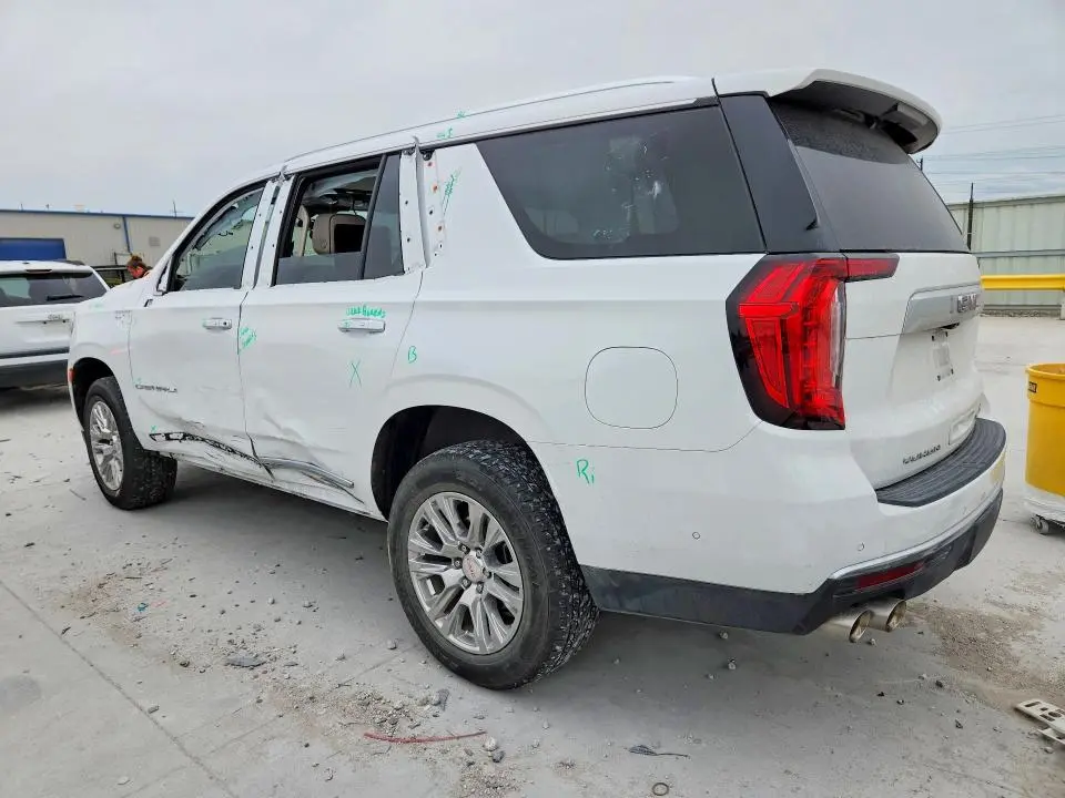 2024 GMC YUKON DENALI  