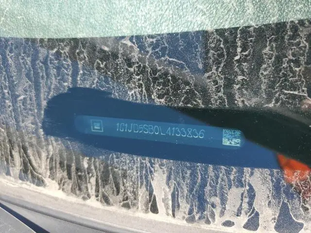 2020 CHEVROLET SONIC LT  