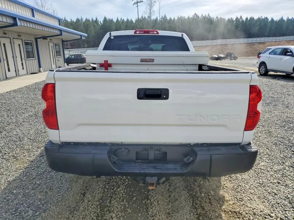 2019 TOYOTA TUNDRA SR  