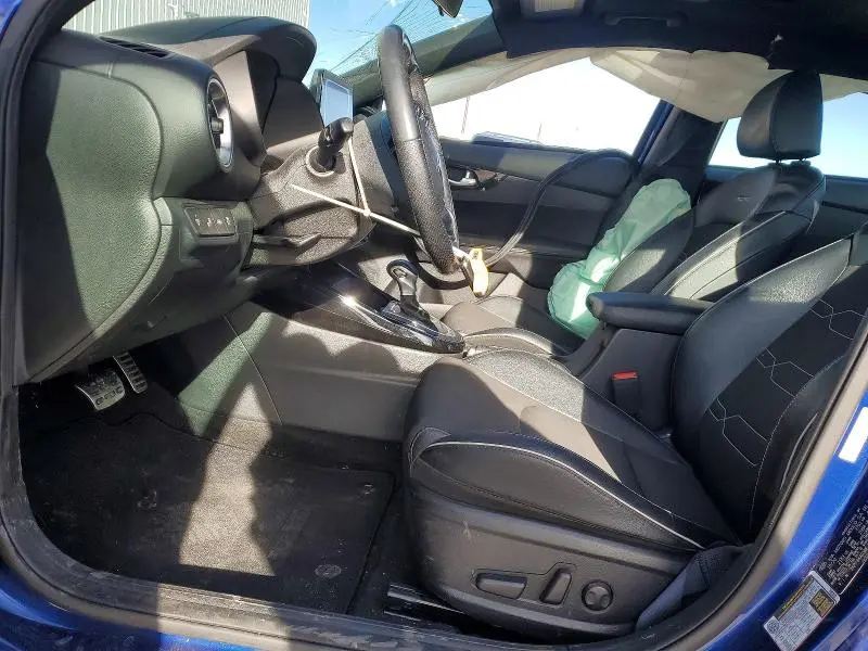 2021 KIA FORTE GT LINE  