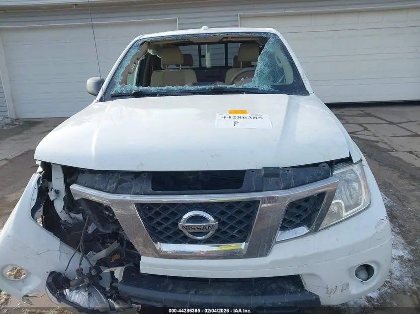 2014 NISSAN FRONTIER SV