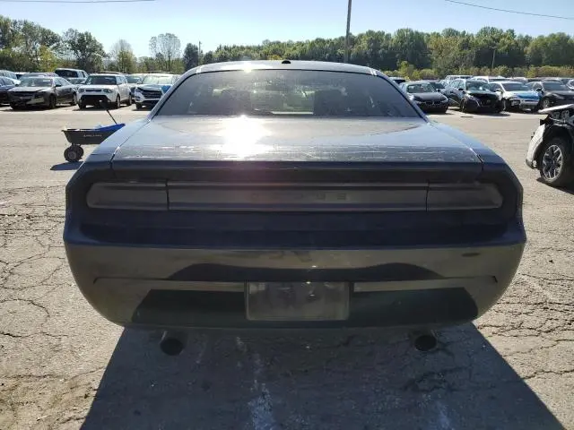 2010 DODGE CHALLENGER SE  