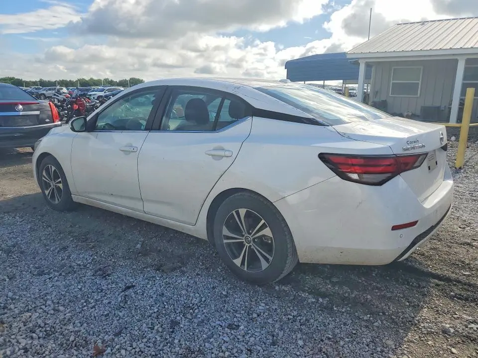 2022 NISSAN SENTRA SV  