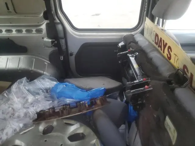 2011 FORD TRANSIT CONNECT XLT  