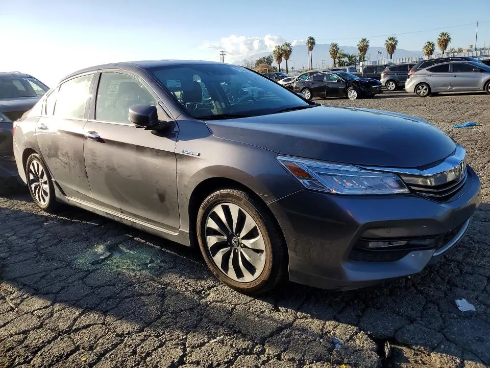 2017 HONDA ACCORD TOURING HYBRID  
