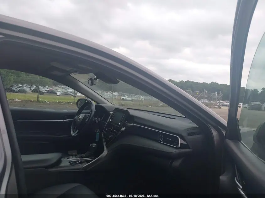 2023 TOYOTA CAMRY SE AWD