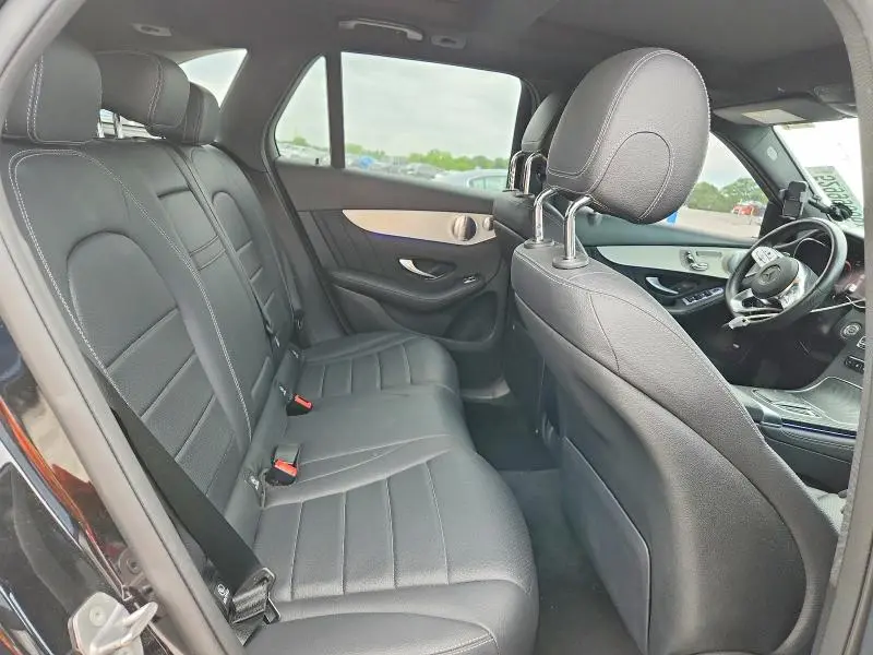 2020 MERCEDES-BENZ GLC 300  