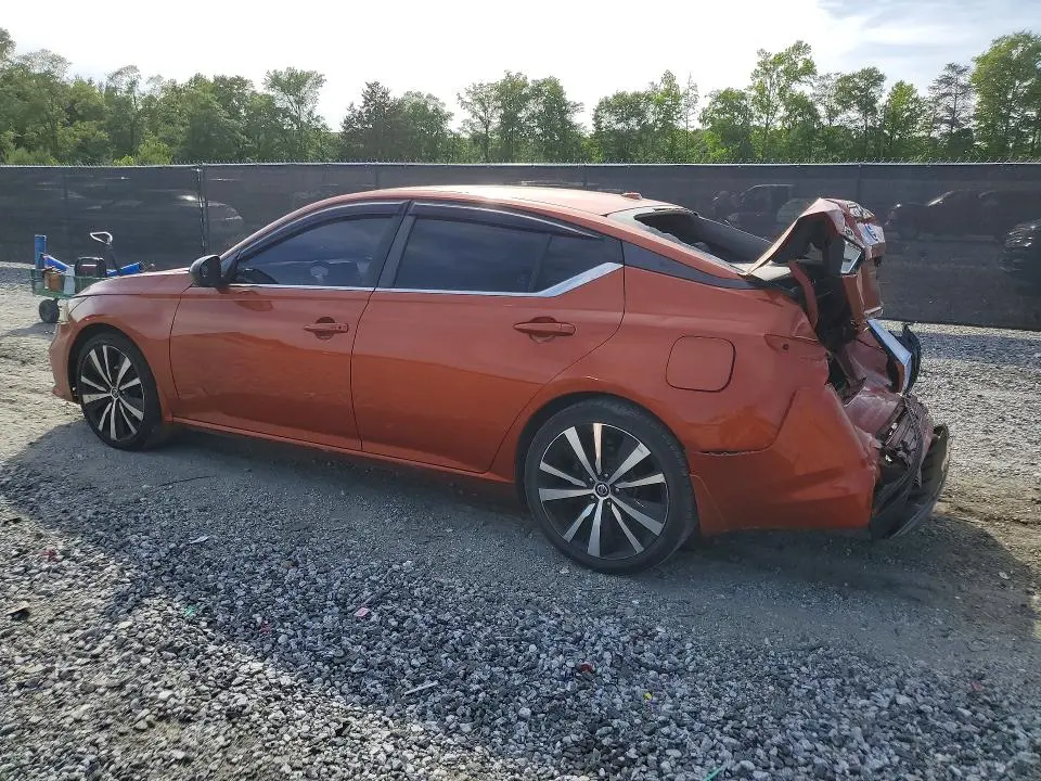 2019 NISSAN ALTIMA SR  