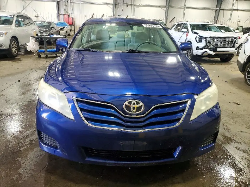 2010 TOYOTA CAMRY LE  