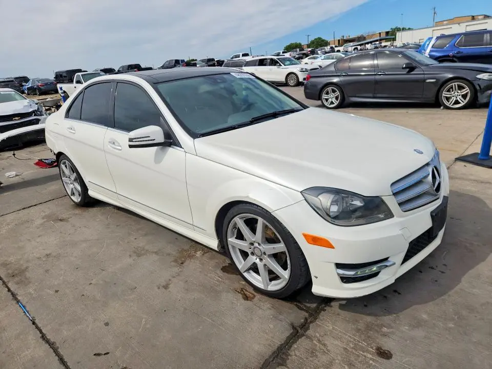 2013 MERCEDES-BENZ C 250  