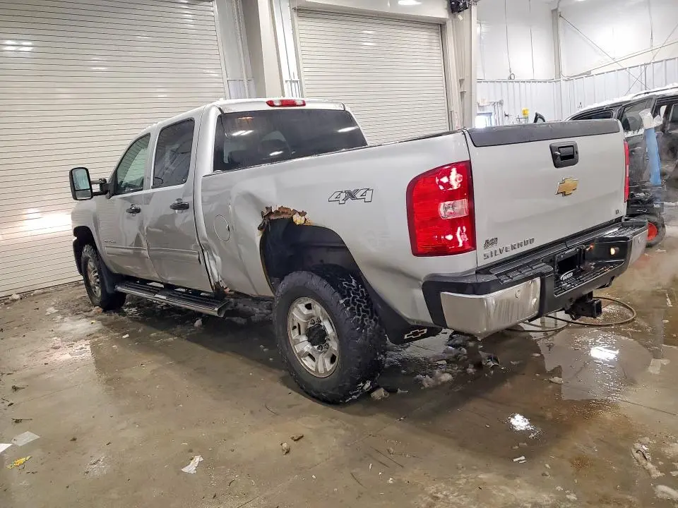 2010 CHEVROLET SILVERADO K2500 HEAVY DUTY LT  