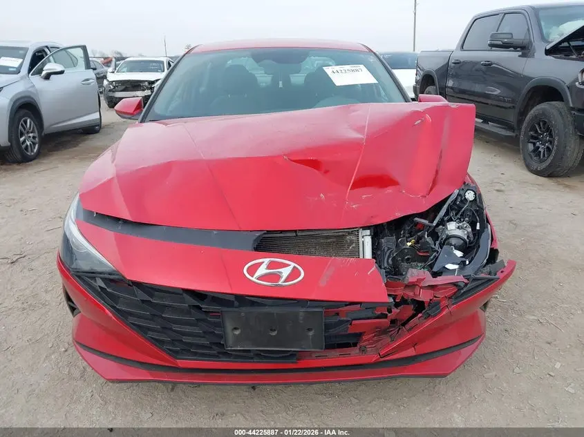 2021 HYUNDAI ELANTRA SE