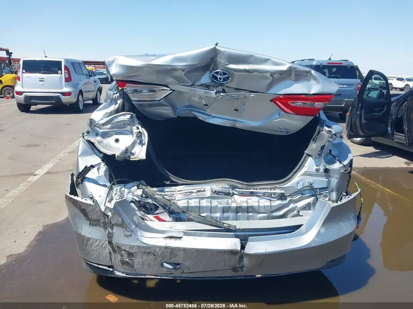 2020 TOYOTA CAMRY LE HYBRID