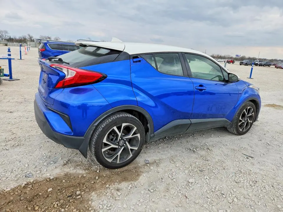 2018 TOYOTA C-HR XLE  