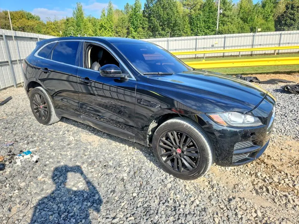 2019 JAGUAR F-PACE PRESTIGE  