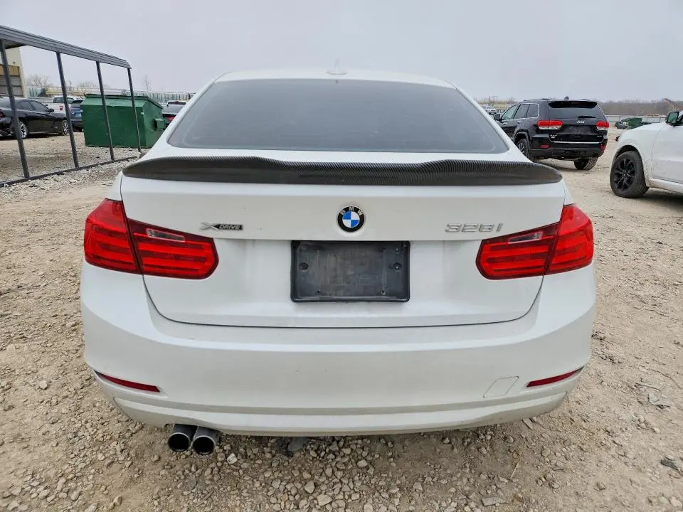 2013 BMW 328 XI  
