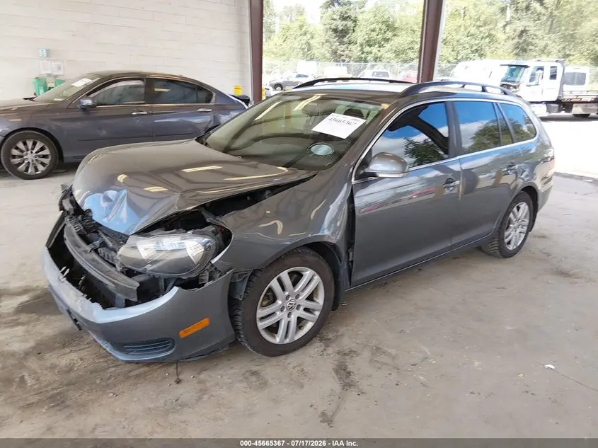 2013 VOLKSWAGEN JETTA SPORTWAGEN 2.0L TDI