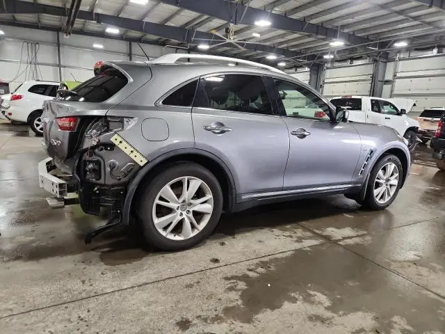 2015 INFINITI QX70   