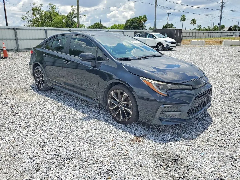 2020 TOYOTA COROLLA SE  