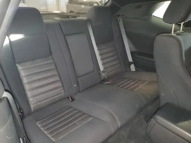 2010 DODGE CHALLENGER SE  