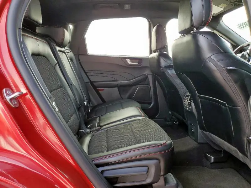 2024 FORD ESCAPE ST LINE  