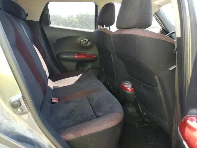 2012 NISSAN JUKE S