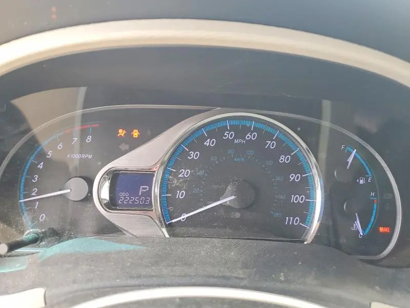 2011 TOYOTA SIENNA XLE 8-PASSENGER  
