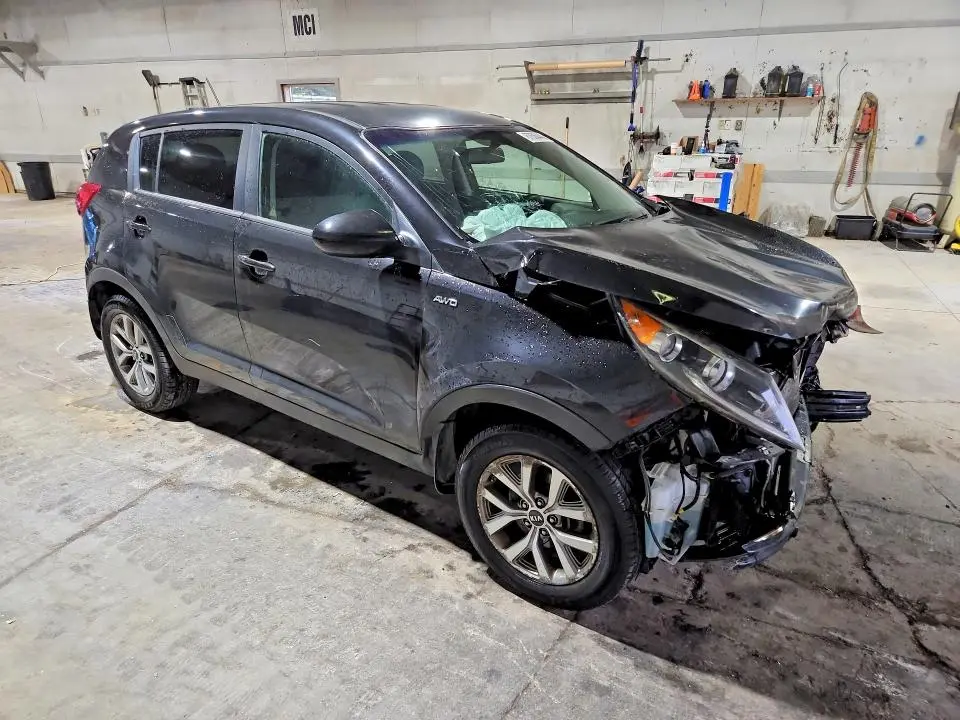 2016 KIA SPORTAGE LX  