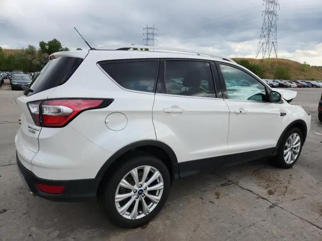 2017 FORD ESCAPE TITANIUM  