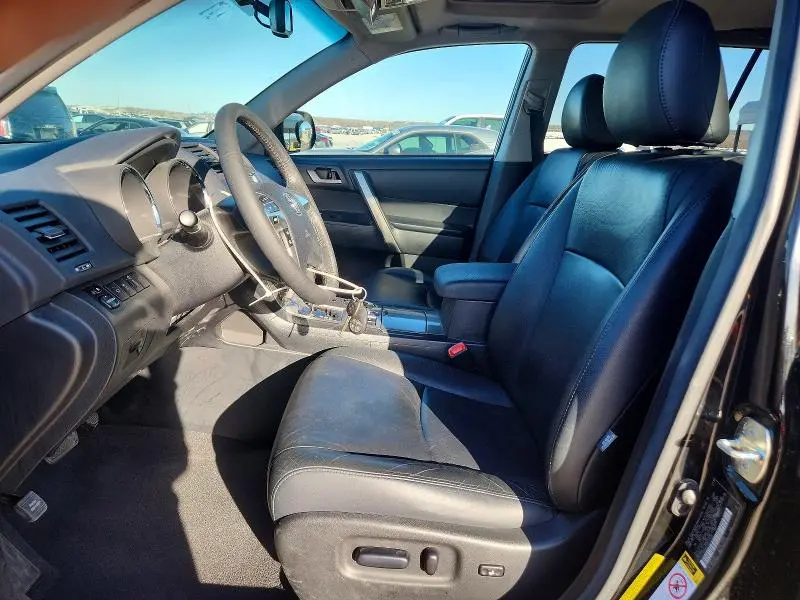 2013 TOYOTA HIGHLANDER BASE  