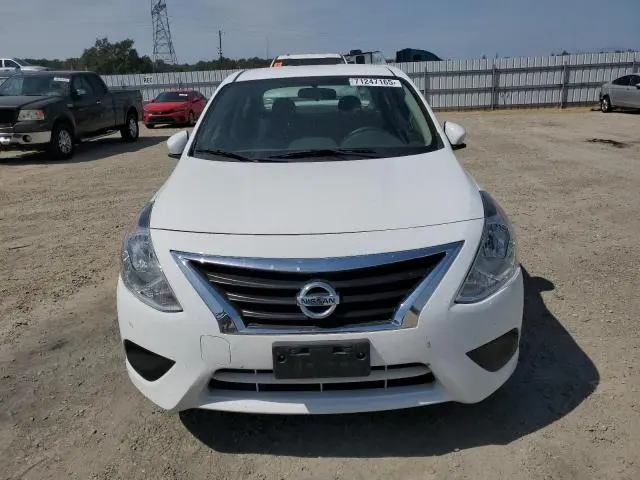 2019 NISSAN VERSA S