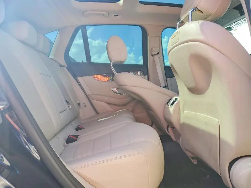 2018 MERCEDES-BENZ GLC 300 4MATIC  