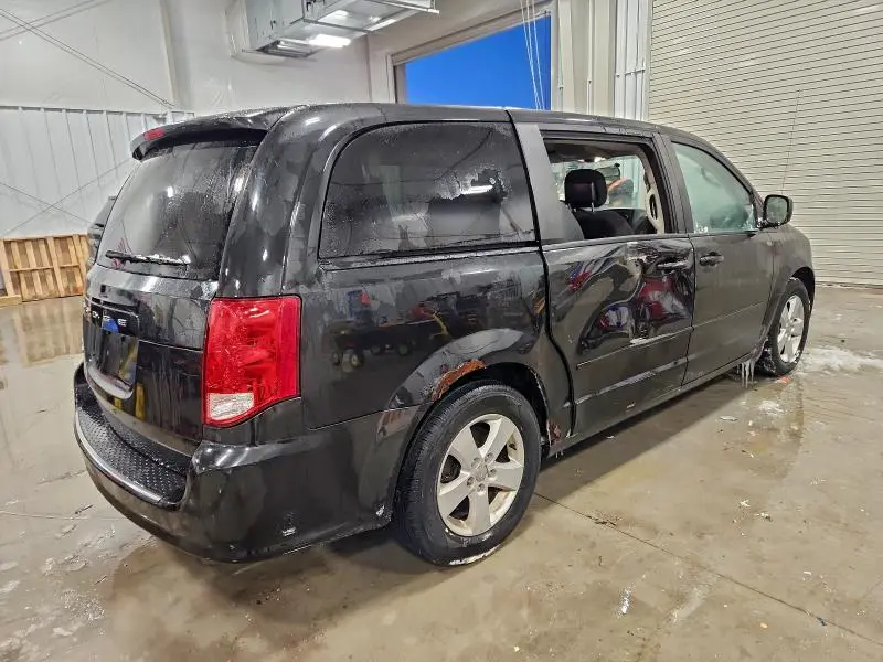 2013 DODGE GRAND CARAVAN SE  