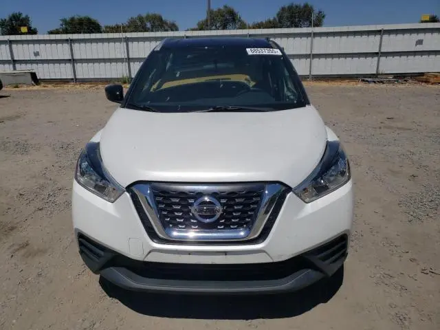 2018 NISSAN KICKS S  
