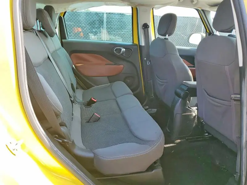 2014 FIAT 500L TREKKING  