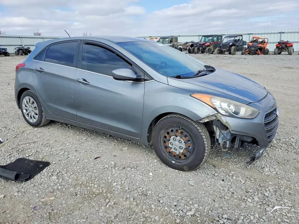2017 HYUNDAI ELANTRA GT BASE  