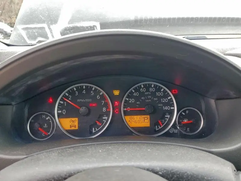 2011 NISSAN PATHFINDER S  