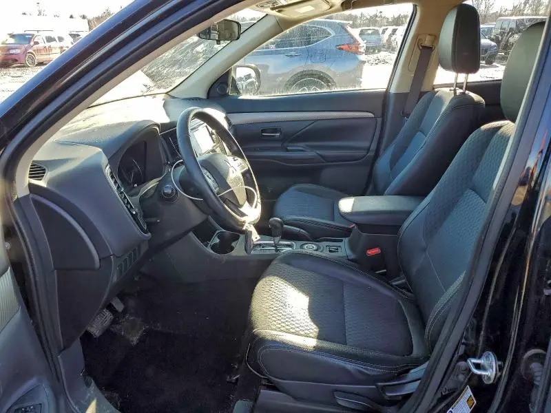 2015 MITSUBISHI OUTLANDER SE  