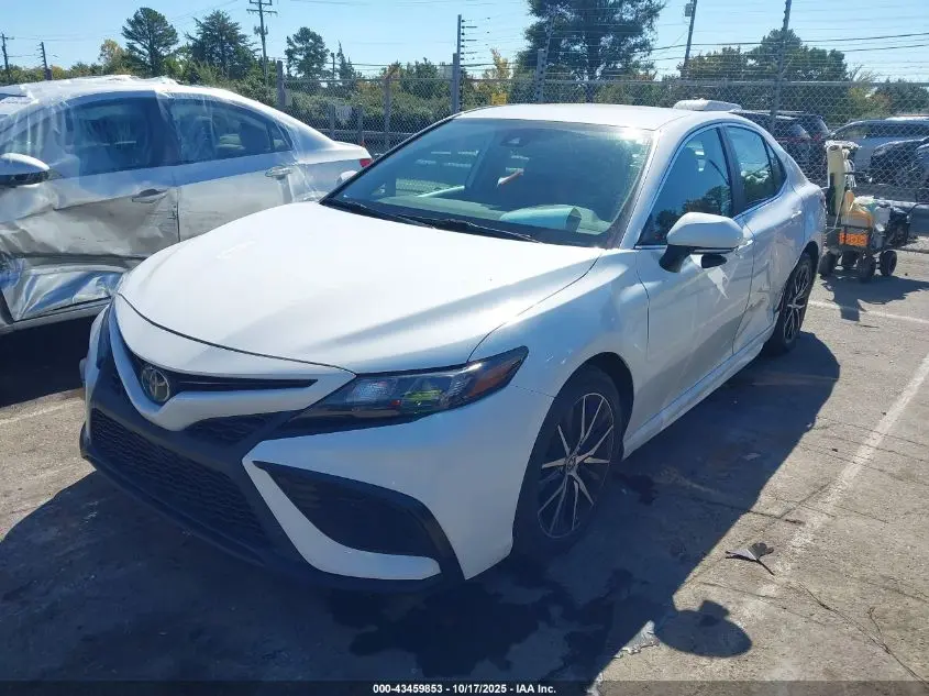 2023 TOYOTA CAMRY SE