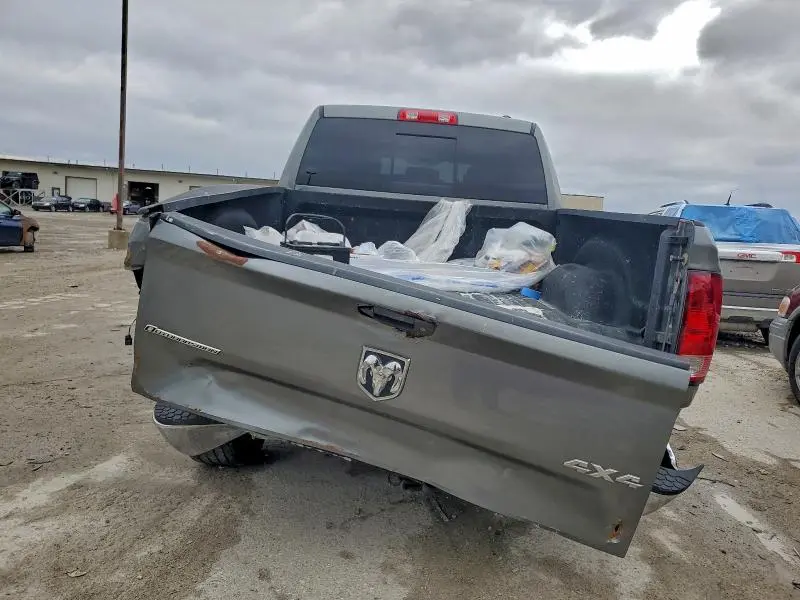 2012 DODGE RAM 1500 SLT  