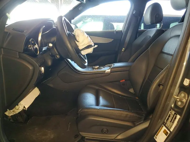 2019 MERCEDES-BENZ GLC 300 4MATIC  