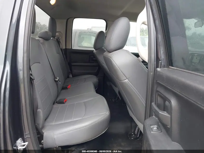 2020 RAM 1500 CLASSIC TRADESMAN  4X4 6'4 BOX