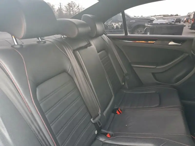 2017 VOLKSWAGEN JETTA GLI  