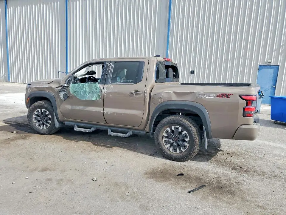2024 NISSAN FRONTIER PRO-4X  
