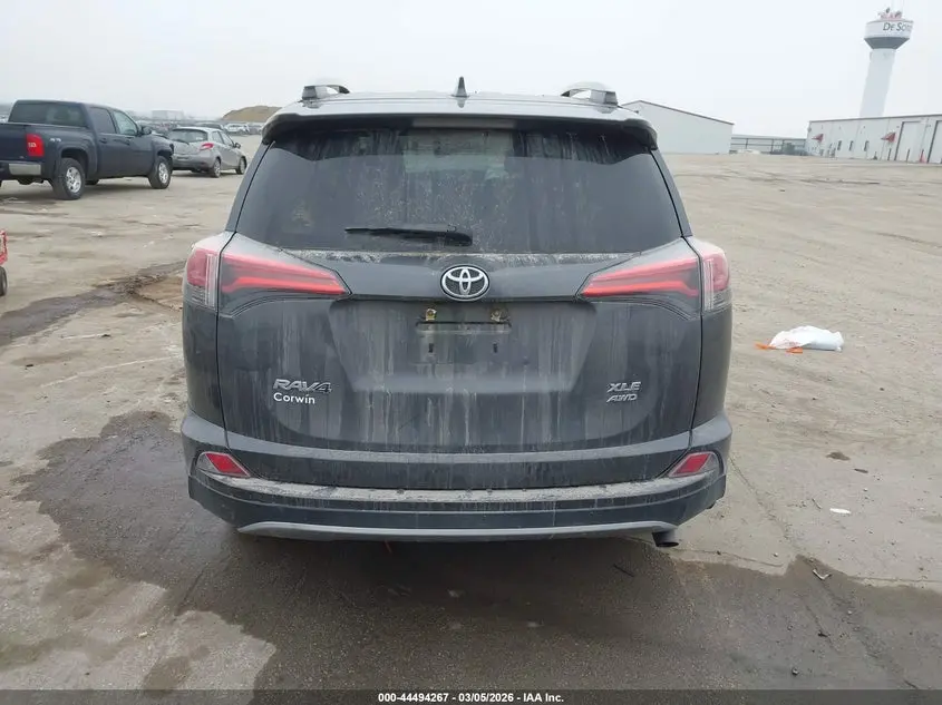 2017 TOYOTA RAV4 XLE
