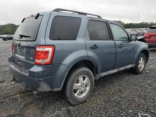 2011 FORD ESCAPE XLT  